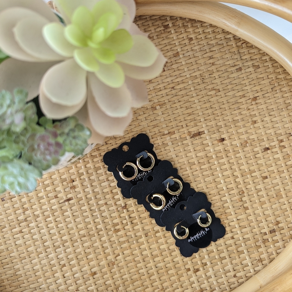 4/$25 3 SIZES CHUNKY MINI HOOP EARRINGS